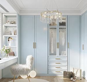 Armario Moderno de Madera Azul Claro con Puerta de Vidrio Esmerilado y Herrajes Dorados |   Armario de Dormitorio Personalizado con Cajones de Almacenamiento Integrados - Product Image 1