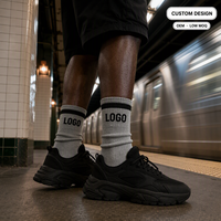 Chaussettes de sport personnalisées avec logo, chaussettes d'entraînement pour hommes, chaussettes de sport en coton noir, chaussettes de sport pour la salle de sport, fabricant en gros OEM, MOQ 1