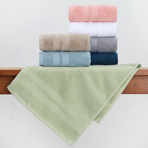 Serviettes de bain jetables en coton non tissé 100 %, couleur unie, épaisses, douces, personnalisables, respectueuses de la peau, vente en gros - Product Image 3