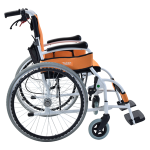 รถเข็นคนพิการแบบพับได้ ปรับระดับความสูงได้ พนักพิงและที่วางเท้าแบบยึดติด รับน้ำหนักได้ 100 กก. ได้รับการรับรองมาตรฐาน CE ขายส่ง - Product Image 3