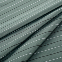 Tissu de polo personnalisé extensible respirant confortable en tricot jacquard teint en fil rayé 92% nylon 8% élasthanne