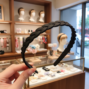 Tending fedi di moda in raso con perline per ragazze graziosi accessori in pizzo di metallo vendita calda all'ingrosso - Product Image 3