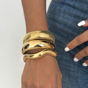 LUCKYJIU Custom 18k Gold Plated Stainless Steel Chunky Geometric Cuff <strong>Bangle</strong> <strong>Bracelet</strong> Waterproof Tarnish Free Fashion Accessory - Product Image 3