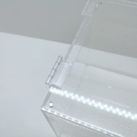 Vitrine acrylique transparente avec Base noire comptoir boîte organisateur support Riser anti-poussière protéger vitrine pour jouets à collectionner