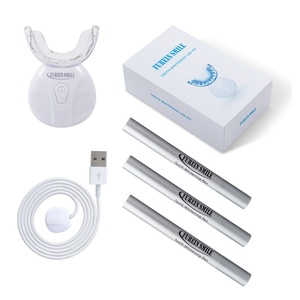 Kit de blanchiment dentaire sans fil puissant à 16 LED bleues avec saveur menthe fraîche et 3 seringues de gel pour usage professionnel à domicile - Product Image 1