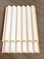 Panneau mural rainuré WPC, revêtement en placage de bois courbé 3D, panneau décoratif intérieur imperméable, grille de plafond, plaque en PVC
