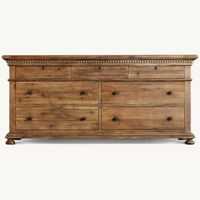 Commode à 7 tiroirs en chêne James de style RH haut de gamme, meuble de rangement de luxe pour chambre à coucher avec moulures dentelées, credenza artisanale pour suite parentale