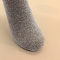 Cinq paires de chaussettes régulières 100% chanvre anti-odeur, antidérapantes, à séchage rapide, douces, absorbant l'humidité, respirantes, antibactériennes pour femmes