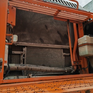 รถขุดตีนตะขาบ Doosan DX500LCA มือสอง ขนาดใหญ่พิเศษ รุ่นปี 2022 น้ำหนัก 50 ตัน ชั่วโมงการใช้งานต่ำ เครื่องยนต์หลัก ปั๊มเกียร์ แบริ่ง - Product Image 6