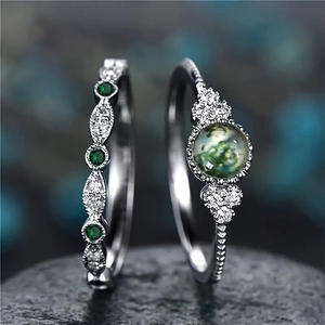 Anillos de Esmeralda para Mujer A135 con Engaste Pavé, Piedra Natural Redonda, Joyería de Moda para Compromiso - Product Image 1