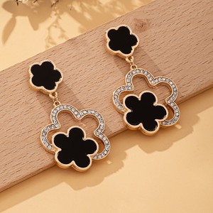 <span class=keywords><strong>Orecchini</strong></span> Pendenti da Donna Punk a Tema Vegetale con Trifoglio a Cinque Foglie, Placcati <span class=keywords><strong>Argento</strong></span>/Oro, in Lega di Zinco, Design di Nicchia Personalizzato - Product Image 2