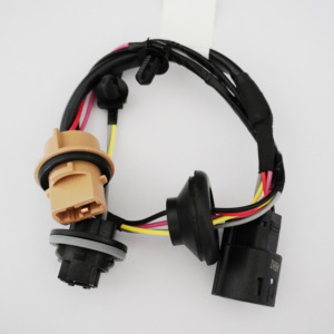 带后尾灯罩灯座制动连接器线束的后尾灯行李箱 - Product Image 3