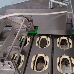 Machine professionnelle automatique de séparation des blancs et jaunes d'œufs en acier inoxydable pour usage commercial - Product Image 3