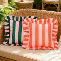 Housse de coussin en polaire polyester style américain, motif rayé personnalisé, avec bord festonné, vente en gros