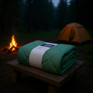 Couverture matelassée d'hiver XL vert jade en fibre synthétique polyester réversible confortable pour usage intérieur et camping lavable en machine unisexe - Product Image 2