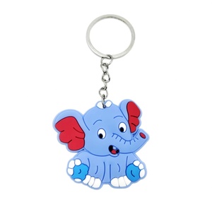 Porte-clés en caoutchouc souple PVC 2D/3D personnalisé en forme de dessin animé, cadeau commémoratif - Product Image 1