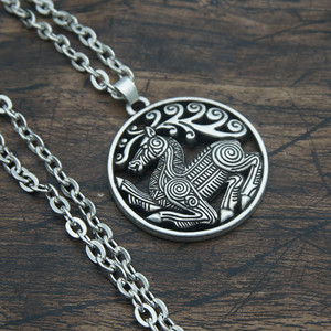 Collana con Ciondolo Totem Cavallo Retrò, Pendente Griffone Mitologico Greco, Gioielli Statement in Acciaio Inossidabile per Uomo - Product Image 4