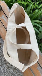 Heavy-<b>Weight</b> Oversized Cotton Canvas Tote Bag Customized Logo Design Shopping Bag - Product Image 4