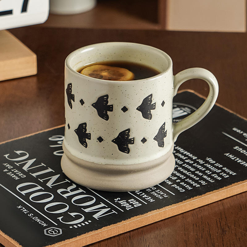Tasse en argile anglaise Little Blackbird