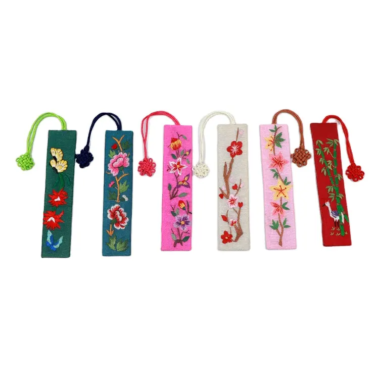 Wholesale High Quality Sustainable Cute Colorful Chinese Style Customized Bookmarks with Tassels