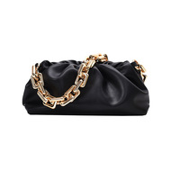 2026 Sacs à main, chaussures, sandales, pochettes et sacs à bandoulière pour femmes en cuir PU, avec pantoufles, sac nuage à grande chaîne métallique et claquettes assorties