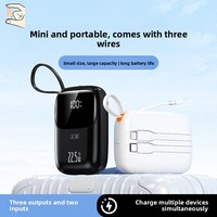 Vente en gros de mini-batteries externes à charge super rapide avec câble, 10000 mAh, 20000 mAh, chargeur portable