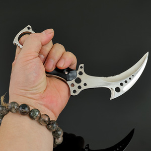 Biochemical <span class=keywords><strong>8</strong></span> Game Chris Redfield - Modelo de Armas y Cuchillos Mecánicos de Aleación para Decoración, Coleccionismo y Manualidades - <span class=keywords><strong>Resident</strong></span> <span class=keywords><strong>Evil</strong></span> - Product Image 1
