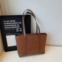 Sac fourre-tout à bandoulière zippé en velours imprimé léopard, style coréen, élégant et décontracté, grande capacité, pour femme, nouvelle collection 2026, très tendance