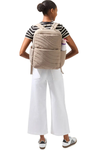 Mochila de Viaje Ligera y Resistente al Agua de Primera Calidad, Funda para Portátil de 15 Pulgadas, Organizador con Múltiples Bolsillos para Negocios y Universidad - Product Image 3