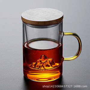 Taza de vidrio con diseño de montaña nevada y tapa de madera, taza de té transparente y gruesa para preparar y beber, para uso personal en la oficina. - Product Image 2