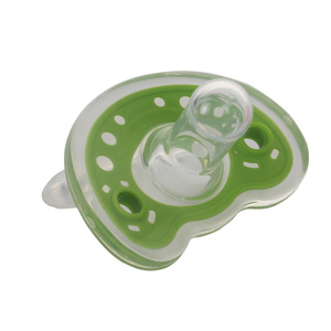 Food Grade BPA free Newborn Baby Infant Pacifier Clip - Product Image 1