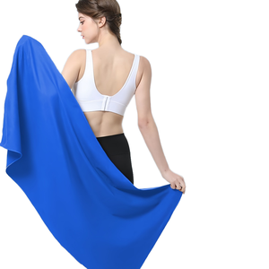 <span class=keywords><strong>Serviette</strong></span> de sport double face absorbante à séchage rapide portable pour le football de fitness de yoga avec aimant - Product Image 2