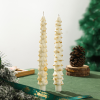 Bougies décoratives en cire de soja en forme de sapin de Noël, longues et coniques, pour la table des fêtes et la décoration intérieure (vente en gros)