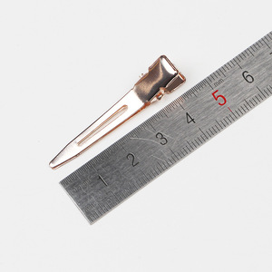 Pinza de Pelo Metálica de Una Sola Horquilla, Color <span class=keywords><strong>Plata</strong></span>, Oro y Negro, del Mercado de Pequeños Artículos de Yiwu - Product Image 5