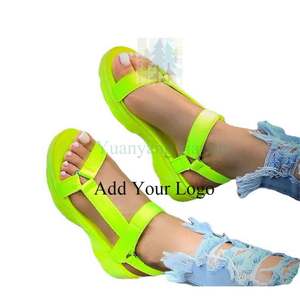 Pantofole sandali da donna di grandi dimensioni di una <span class=keywords><strong>parola</strong></span> 2020 estate nuovo fondo piatto in tinta unita all'aperto fresco - Product Image 4