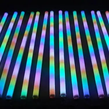 Tahan Air Dapat Disesuaikan 360 Derajat RGB Pixel 3D Lampu Tabung LED Grafis