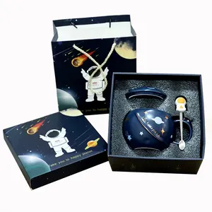 Custom Logo Astronaut Mok Met Doos Luxe Gouden Leverancier Koffie Keramische Mok Verpakking Gift Set Dozen Voor Mokken