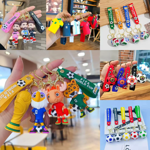 Llavero de Goma de la Copa Mundial de Fútbol 2026, Modelo Baichuang KM 2, Artículos para Fanáticos, Mascota de Dibujos Animados, Colgante Plegable de 4*3.7cm - Product Image 2