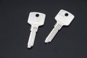 Llave de puerta de metal completa ABU50 duradera personalizada en blanco con manija de latón para cerrajería llaves domésticas - Product Image 6