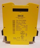 PLC Safety Relay FX3-XTIO84002 1044125 New In Box Warranty Product