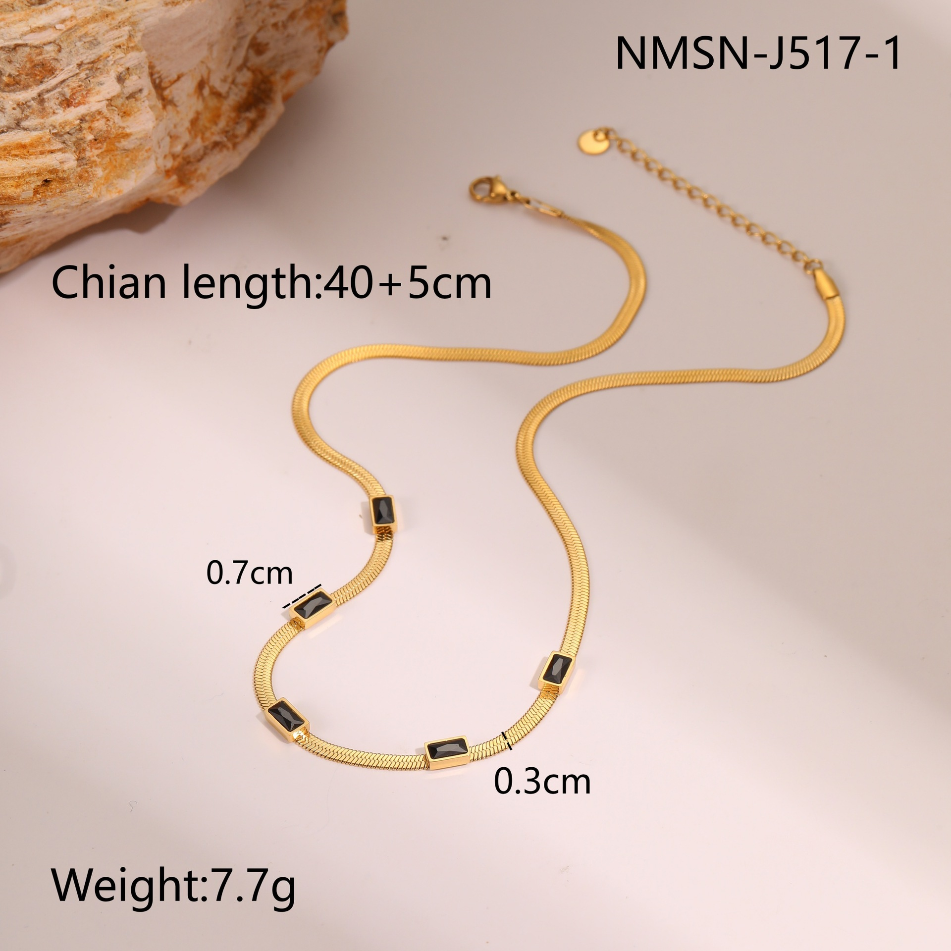 NMSN-J517-1 โกลเด้นแบล็คเซอร์คอน