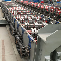 Ligne de production de tôles composites en acier rapide de style indonésien populaire pour la fabrication de revêtements de sol en acier profilé