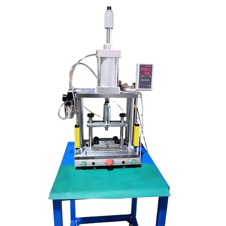 Nuevo estilo de alta precisión de potencia neumática máquina de la prensa de perforación Servo sistema de alimentación