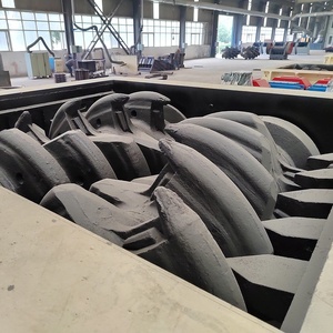 Motor-Lager-Getriebe komponenten Doppel walzen brecher für Beton-Ton-Feldspat-und Kohle zerkleinerung zum Verkauf - Product Image 2