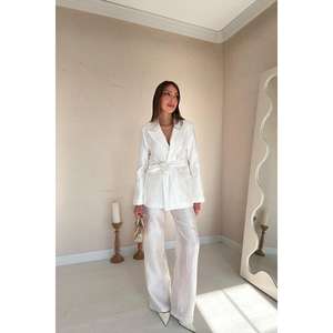 Conjunto de Traje de Satén con Cinturón para Mujer, Color Blanco Hueso, 100% Poliéster, Antiarrugas, Pantalones de Pierna Ancha, Chaqueta, Ropa Formal - Product Image 5