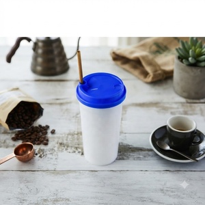 Gobelet jetable en plastique PP avec couvercle, vaisselle transparente à emporter pour cafés, événements, fêtes, jus, thé et boissons rafraîchissantes - Product Image 1