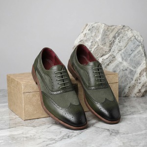 รองเท้าลำลองผู้ชายสไตล์วินเทจอังกฤษแบบ Brogue แต่งผ้าปะต่อสีสันสดใส ไซส์ใหญ่ กำลังฮิตในปี 2026 - Product Image 4