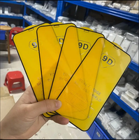Accessoires de téléphone LCD compatibles avec différentes marques et modèles de protecteurs d'écran en verre trempé de téléphones mobiles