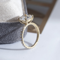 Messi Schmuck MSR-1639 14k Gold Verlobungs- und Ehering mit verstecktem Halo, 3ct D VS1 Kissenförmiger Labor-Diamantring