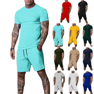 Completo Sportivo Estivo da Uomo 2 Pezzi con Logo Personalizzato OEM/ODM - Estate 2024, Tinta Unita con Ricamo, Taglie Forti, Pantaloncini Jogger per Palestra e Fitness - Product Image 1